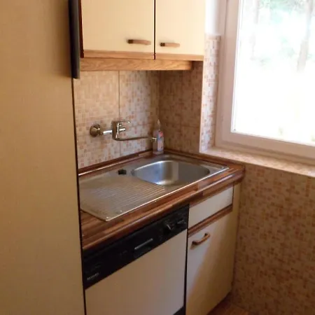 Apartament A In Strandnaehe Mit Terrasse Und Grill